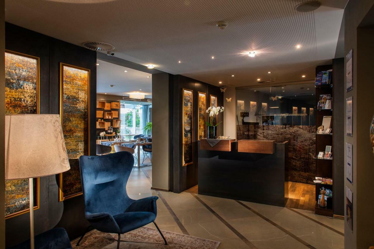 Alia Appartements & Wellness Lagundo Exterior foto